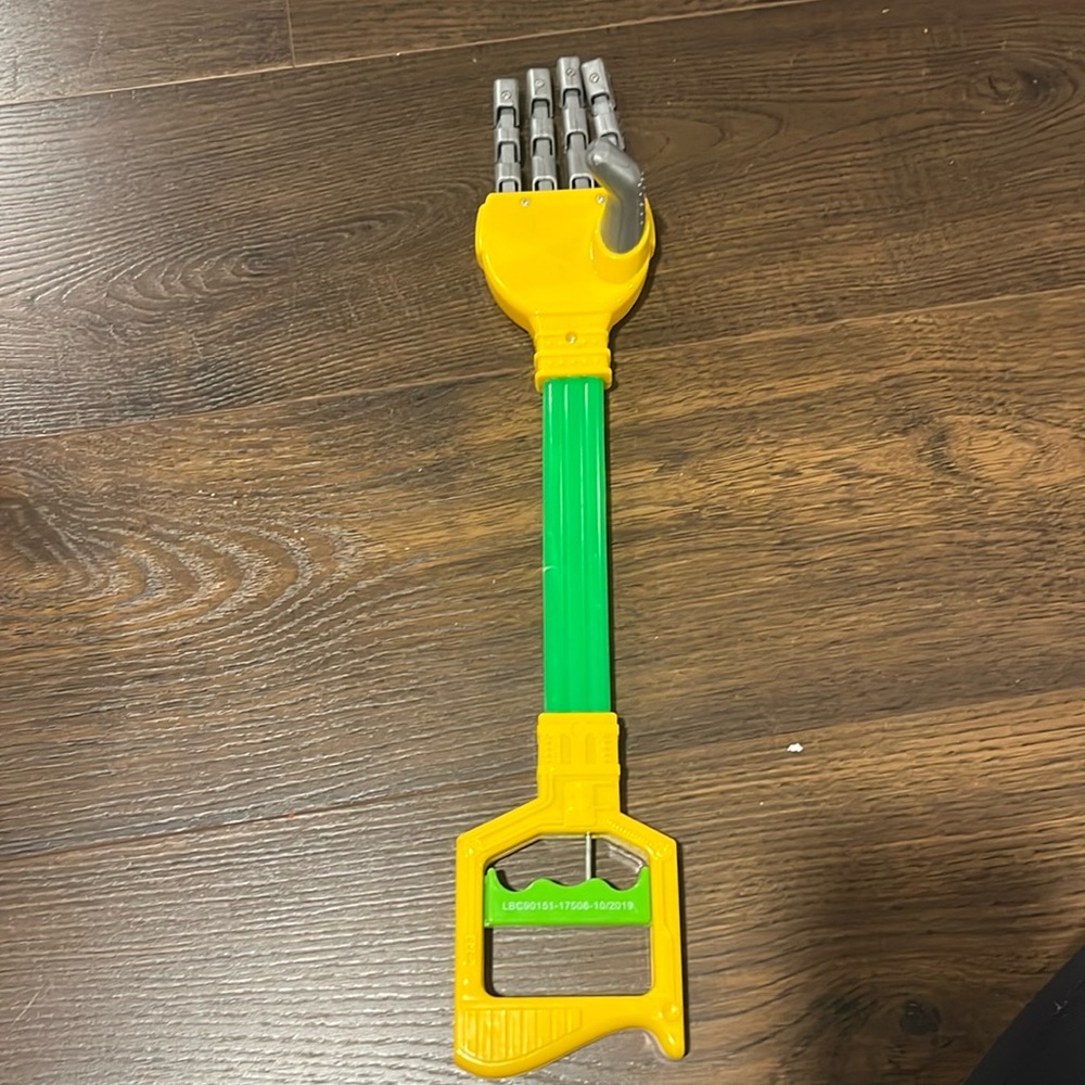 Hand grabber